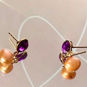 Amethyst and pearls. 18k GF earrings
